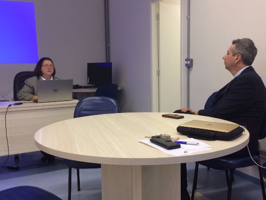 2017825_Rezende se reúne com professora da UFSCar